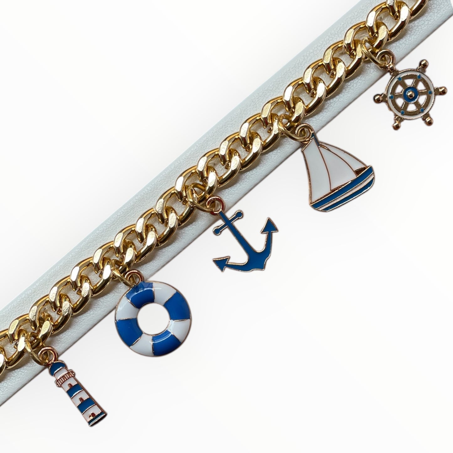 Sea Collar, Sea Scent
