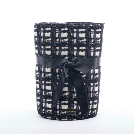 Portagiochi Coco | Portagiochi per cani in tessuto chanel | My Pet Luxury Boutique | mypetluxuryboutique.com